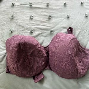 Cacquie wired bra lightly padded 46F (46 ddd) full coverage. Great condition